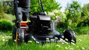 Maximizing Performance in Splash-Lubricated Engines